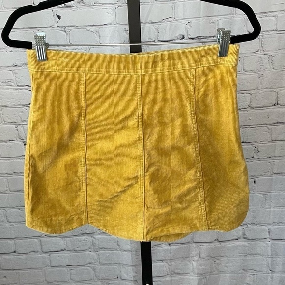 Altar’d State Mustard Yellow Ribbed Corduroy Scalloped Edge Mini Skirt Medium - Picture 1 of 4